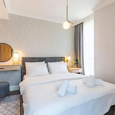 Trendy Beyoglu: Stylish Nearby Apartman *