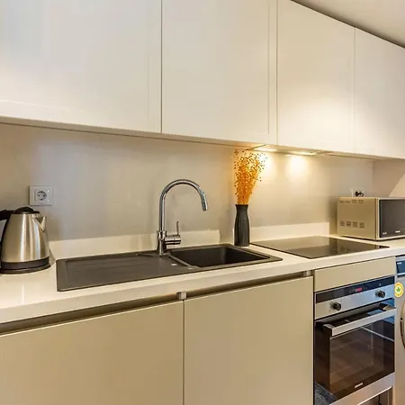 公寓 Trendy Beyoglu: Stylish Nearby *